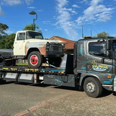 Tow truck operation 19